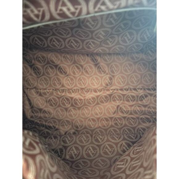 ADRIENNE VITTADINI Taupe Diamond Quilted 18" Travel Duffle Bag - Picture 8 of 11